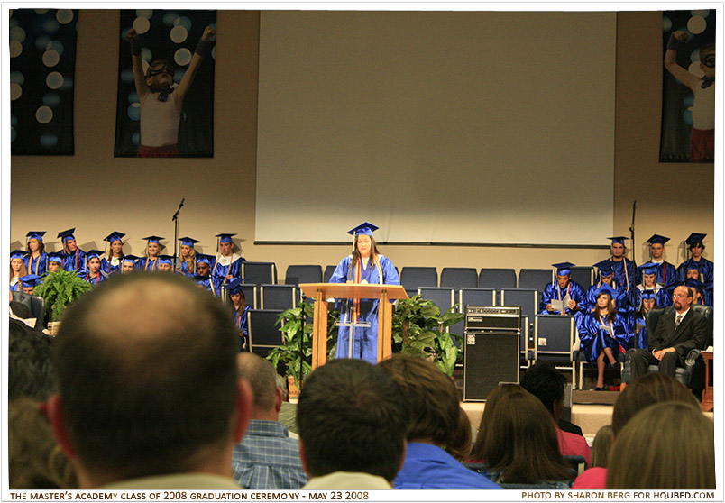 Alex speaking
Alex delievering her speech at graduation
