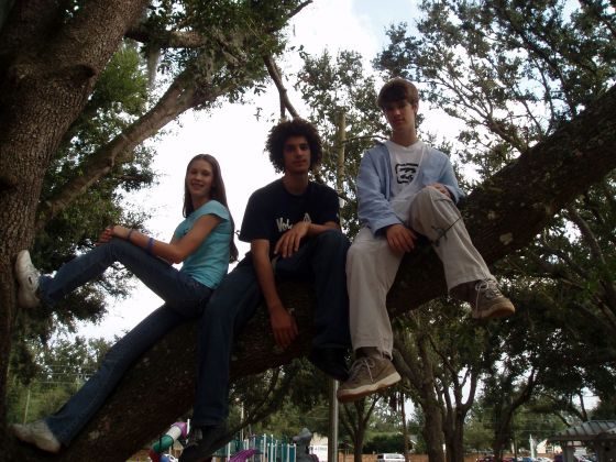 Tree Friends
Jayce, Michelle, and I in the tree at Noah and Luke's birthday party
