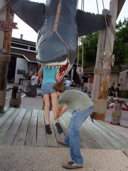 Save the girl!
Me saving Brittany from Jaws during Halloween Horror Nights

