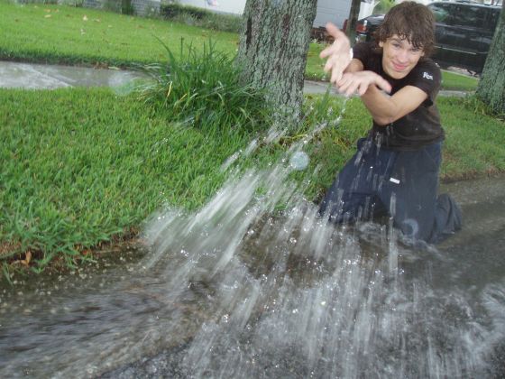 Michael water splash
