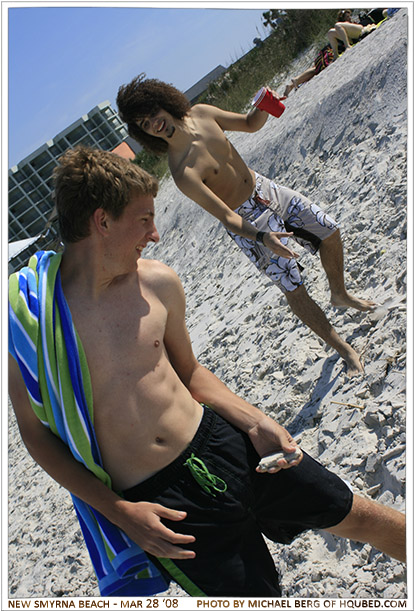 Jayce and John
Jayce and John chucking sand at eachother
