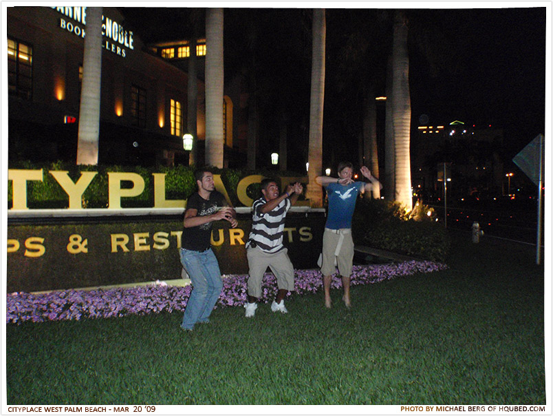Michael Oscar Jayce jump 2
Oscar, Jayce, and myself in second jump attempt at Cityplace in West Palm Beach after Jenny's early 19th birthday party
