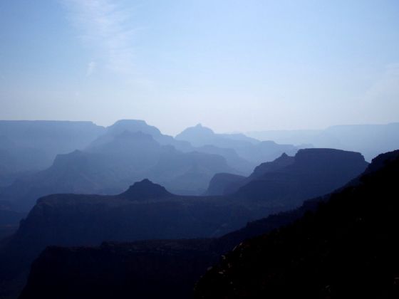 The Blue Mountains
Smoke and mist kept the sun from being too harsh on us in the early morning
